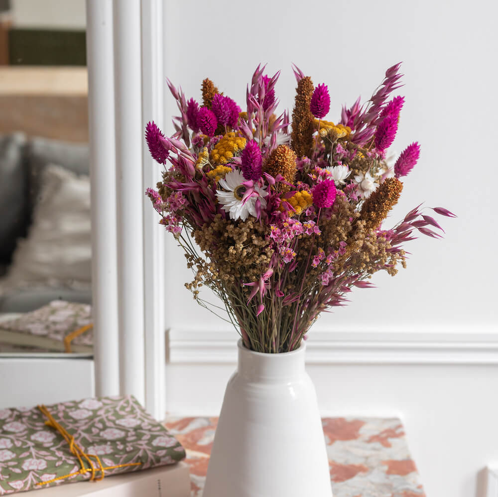 Love that Lasts: Why Choose Dried Florals for Valentine's Day