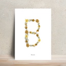 Affiche A4 herbier lettre jaune, détail de la composition botanique - Flowrette
