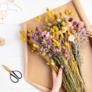 Atelier Pop-Up Flowrette à Tours, création de bouquet en papier - Flowrette
