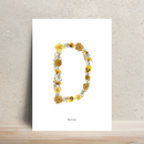 Affiche A4 herbier lettre jaune, mise en situation murale - Flowrette