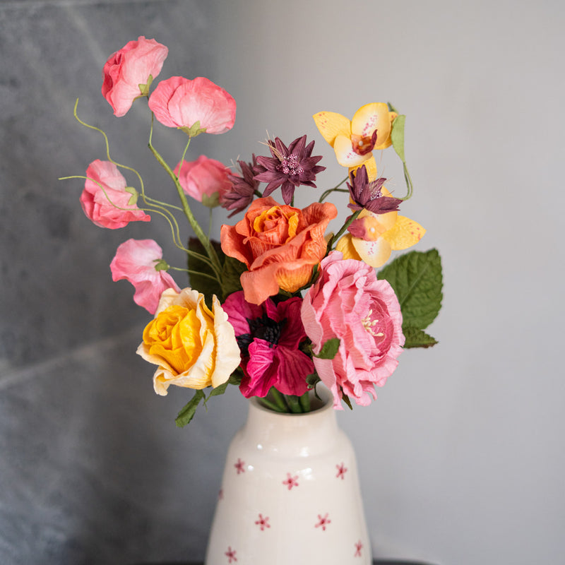 Bouquet of paper flowers Molière
