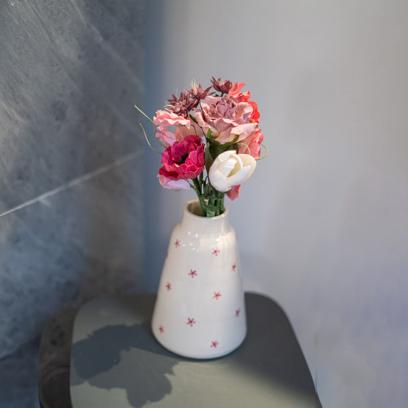 Gainsbourg paper flower bouquet