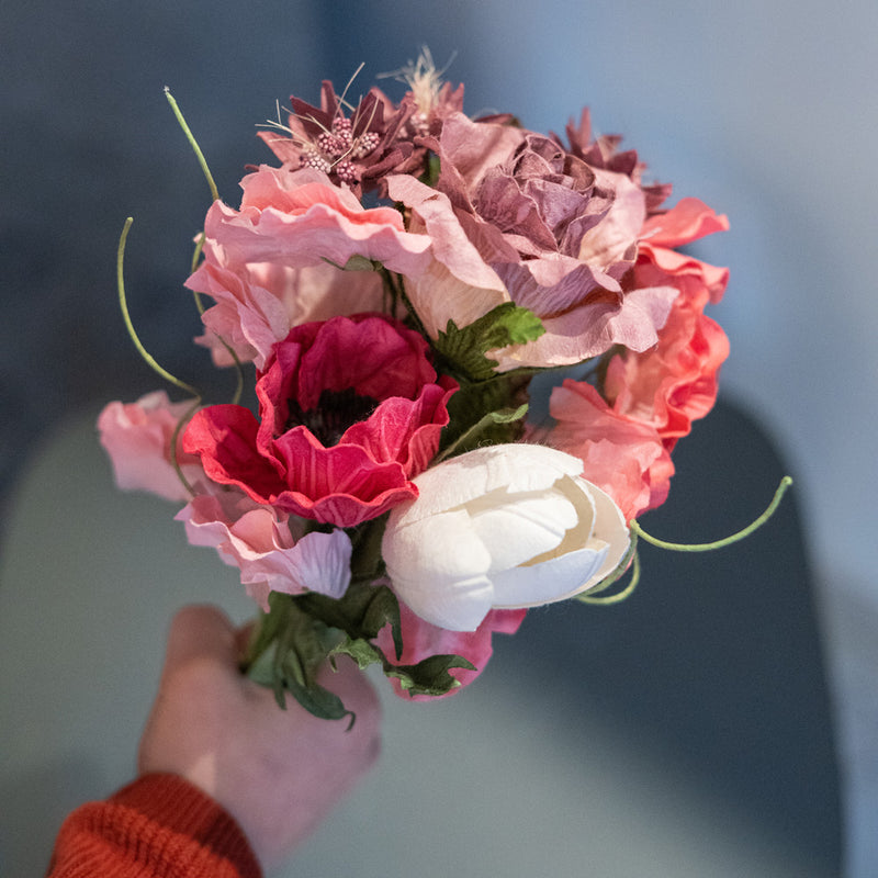 Gainsbourg paper flower bouquet
