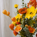 Bouquet artificiel Caroline, gros plan sur les fleurs et feuillages - Flowrette