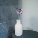 Bouton de pivoine en papier mauve