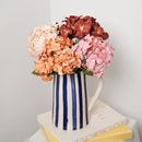 Carafe rayée bleu avec fleurs - décoration - vase - Flowrette