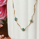 Collier Anémone en acier inoxydable plaqué or, bijou floral artisanal élégant - Flowrette