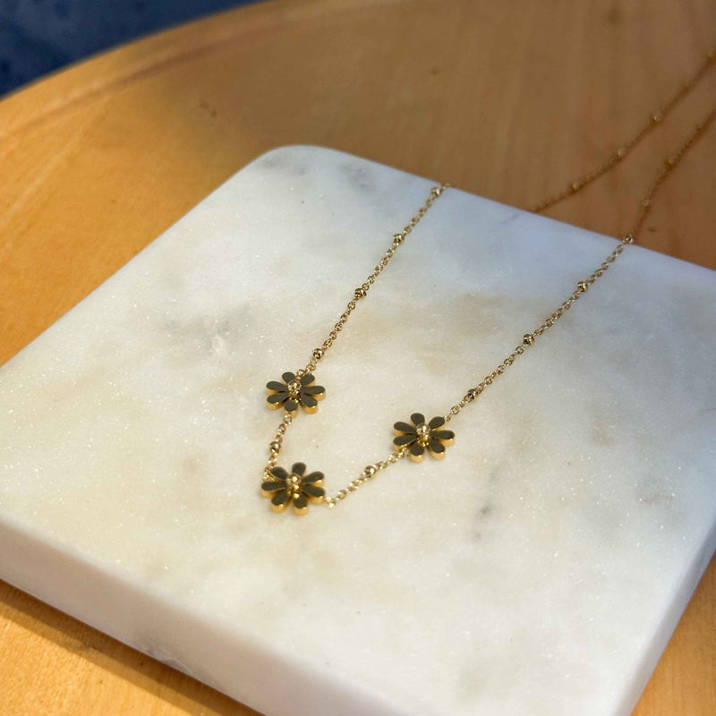 Daisy Necklace