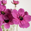 Cosmos fuchsia artificiel présenté dans un soliflore élégant - Flowrette