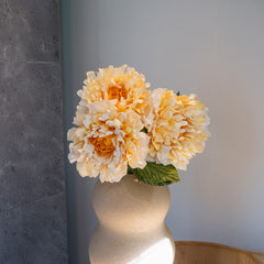 Dahlia en papier jaune