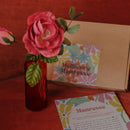 Coffret la Meilleure Maîtresse ouvert, détail des fleurs en papier - Flowrette
