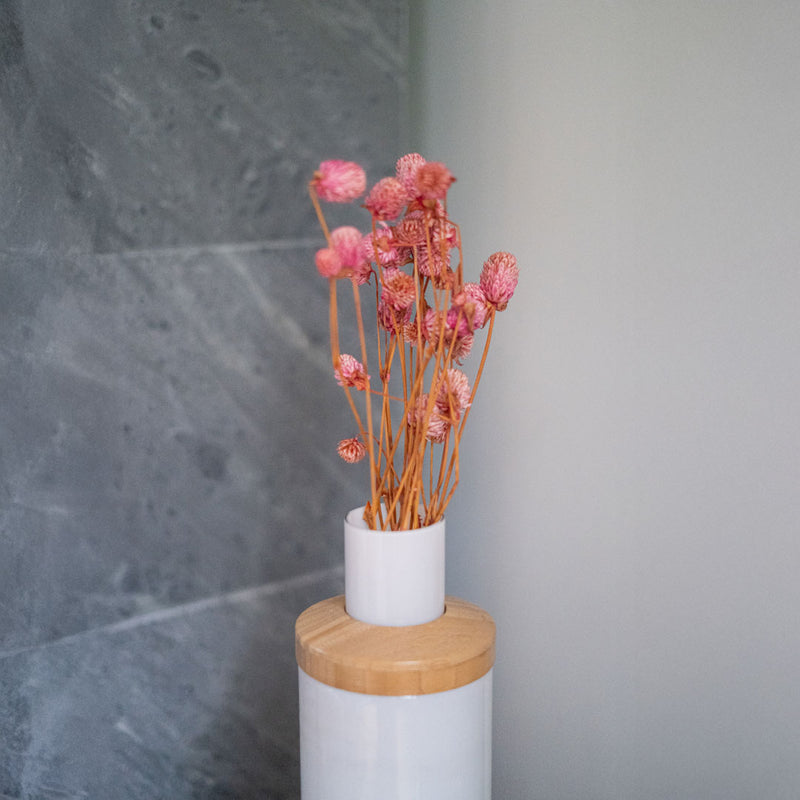 Botte fleurs séchées Gomphrena rose, vue rapprochée - Flowrette