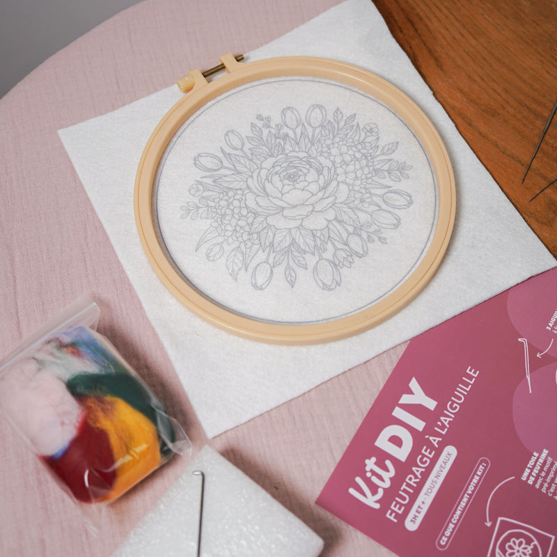 Kit DIY feutrage à l'aiguille Pivoine - Flowrette