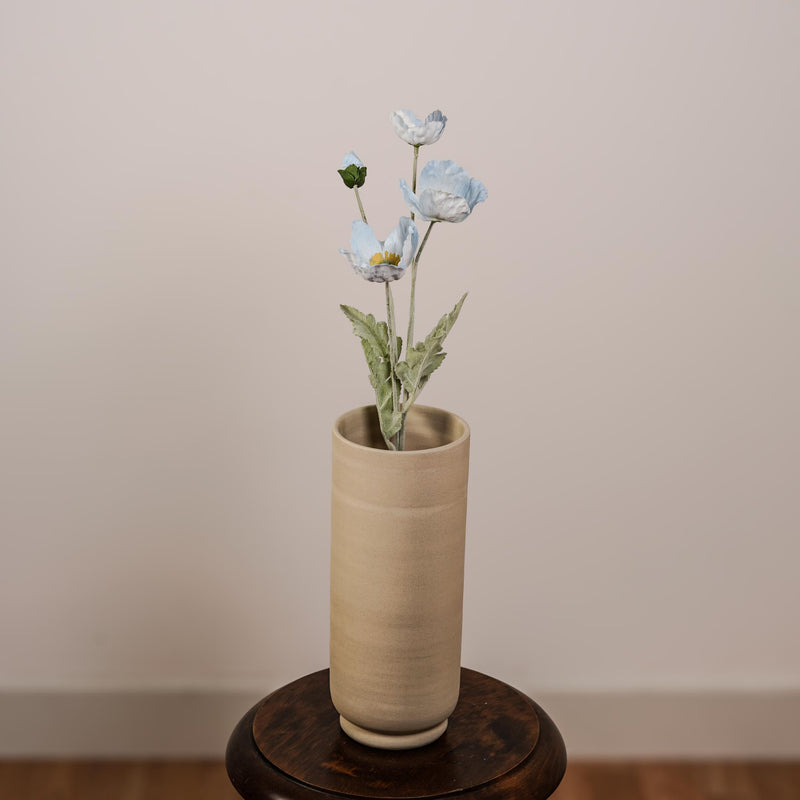 Pavot artificiel bleu, détail de la capsule et des pétales - Flowrette