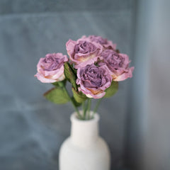 Rose Lady en papier violet