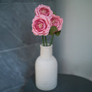 Rose anglaise en papier rose tendre