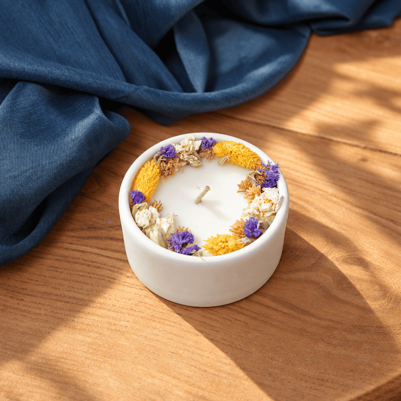 Bougie Violette des bois vue d'ensemble packaging - Flowrette