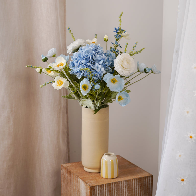 Bouquet of artificial flowers Pascale