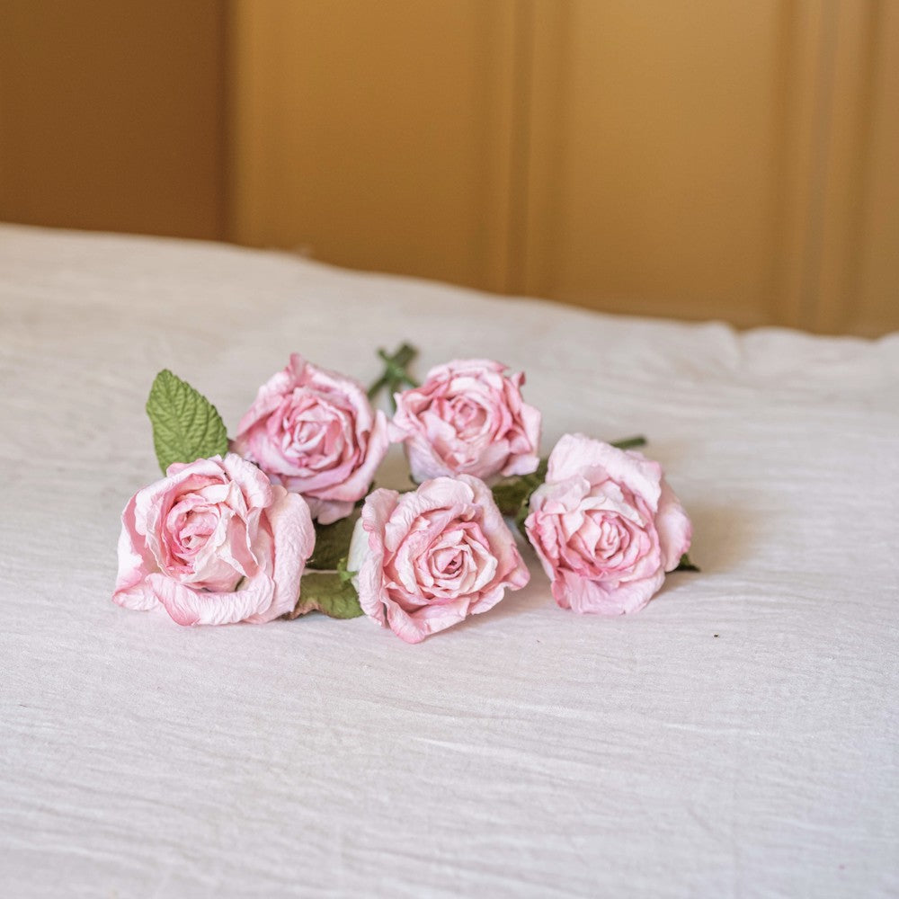 Papier de soie rose 24 feuilles  Matériel d'art floral et conseils pour la  décoration florale