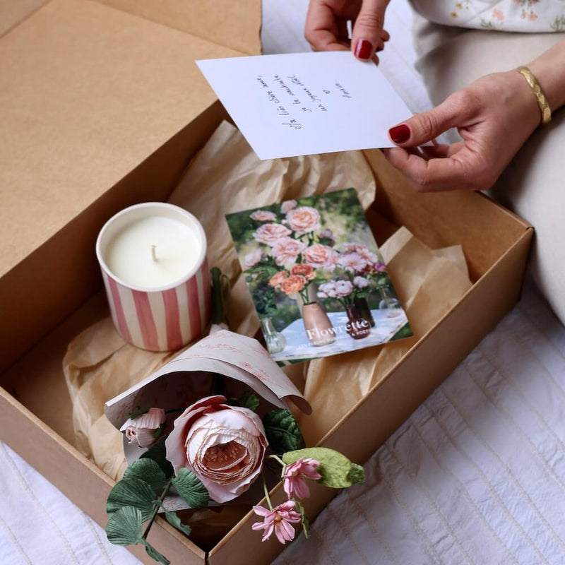 Coffret cadeau rose avec fleurs en papier - Flowrette