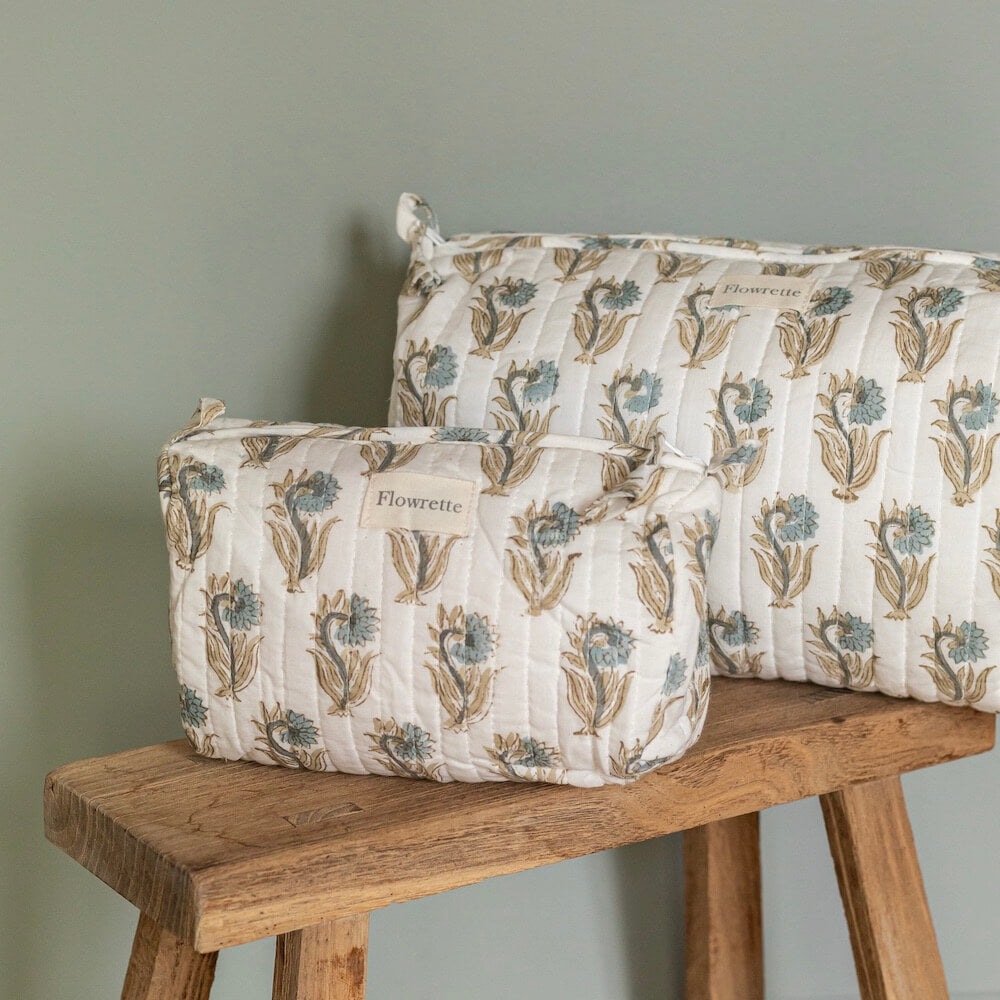Trousse Delhi vue de détail tissu indien bleu - Flowrette