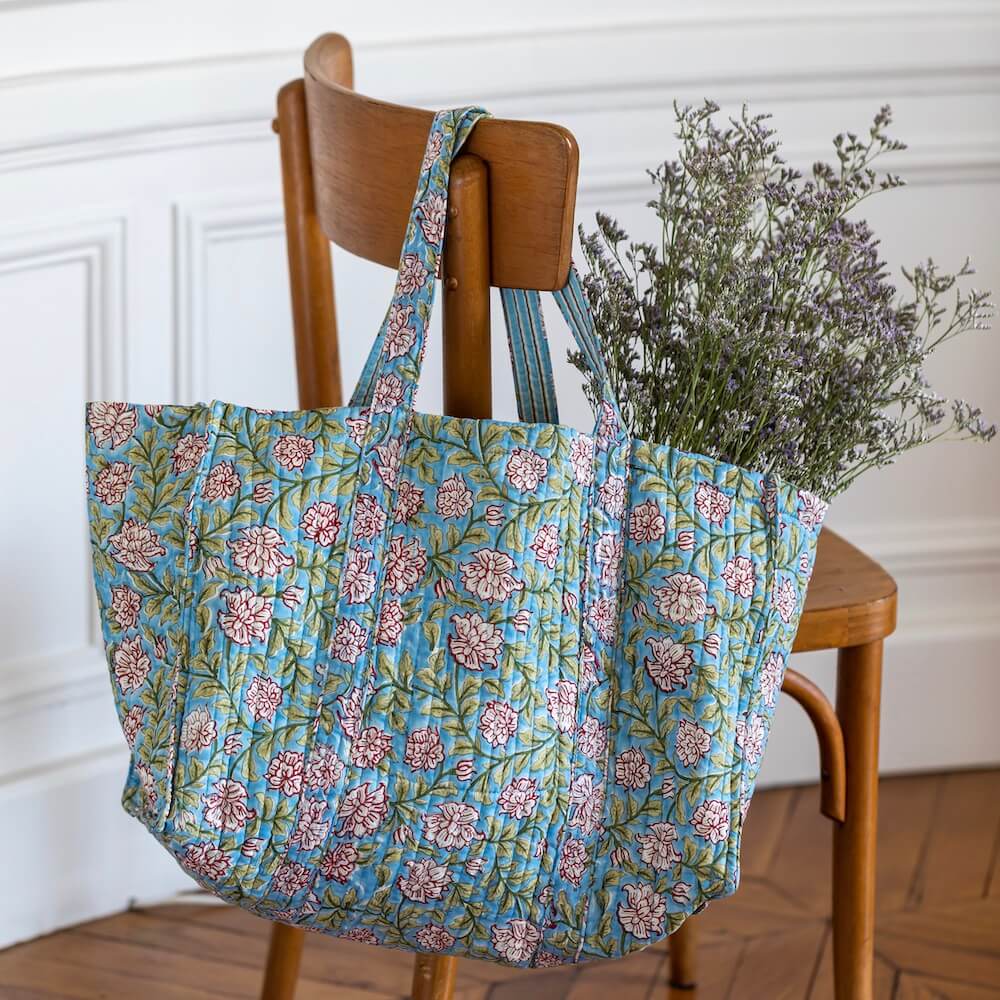 Cabas Jodhpur en tissu imprimé indien bleu, vue de face - Flowrette